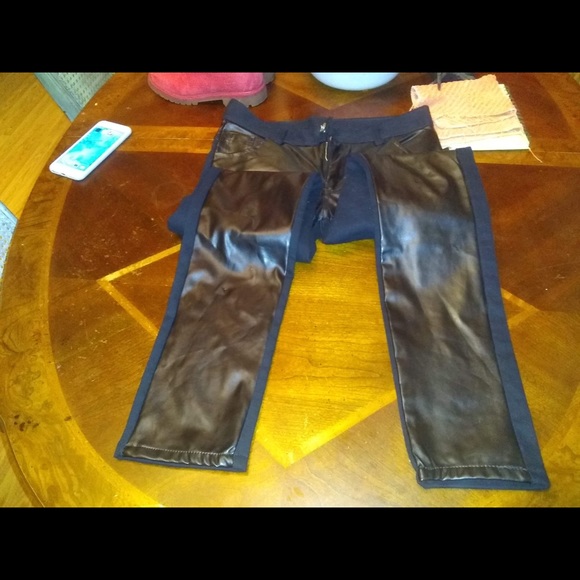 Leather rocker pants - Picture 2 of 2